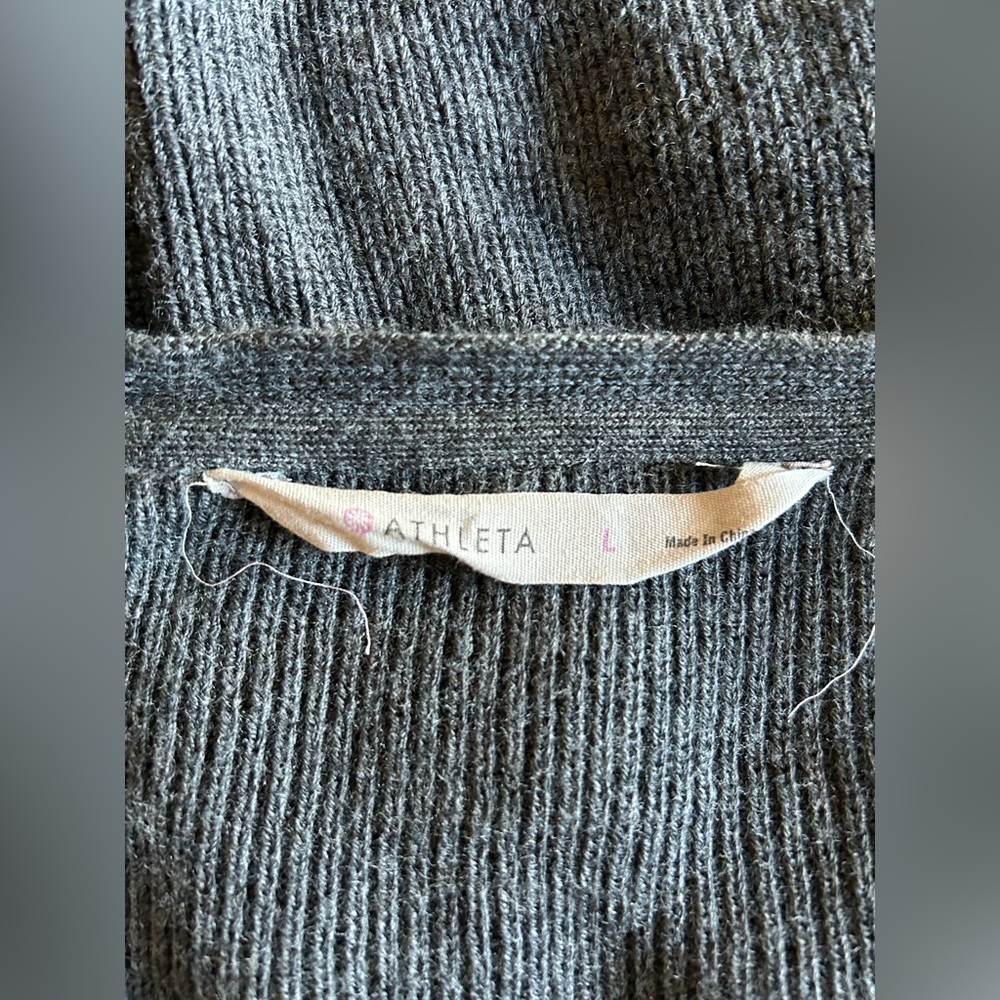 Hanover V-Neck Sweater by Athleta in Gray Size L - Picture 3 of 6